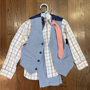IZOD Vest, Shirt, Pants & Tie Set